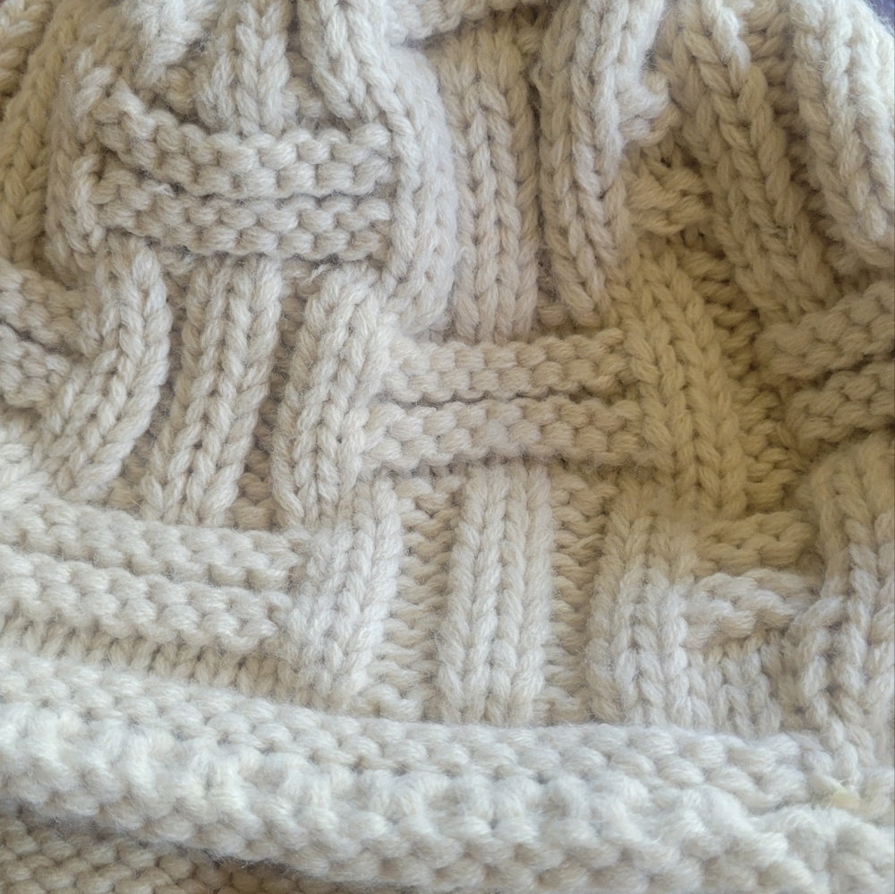 Darling Rimmed Hat - Picture 3 of 3